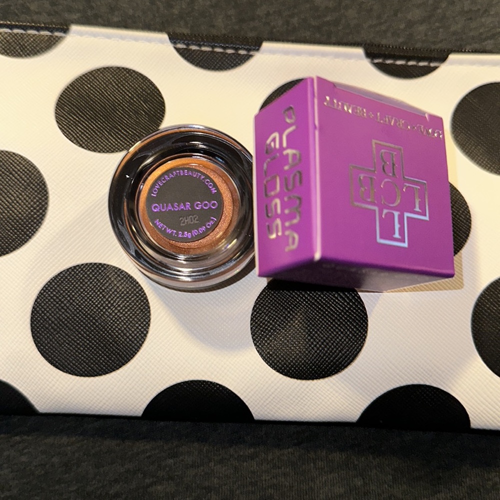 LOVE + CRAFT + BEAUTY Plasma Gloss - NIB
